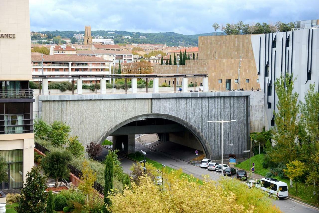 T2 Cosy Proche Du Centre-Ville Avec Garage Inclus Aix-en-Provence Esterno foto